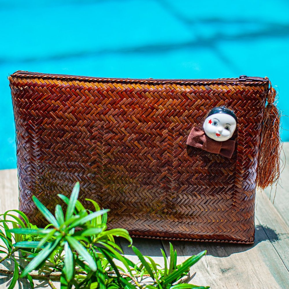 Vtg 70s Brown Straw Clutch Mime Face Valerie Boho